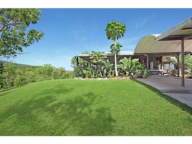 8 Hancock Road, Alligator Creek QLD 4816