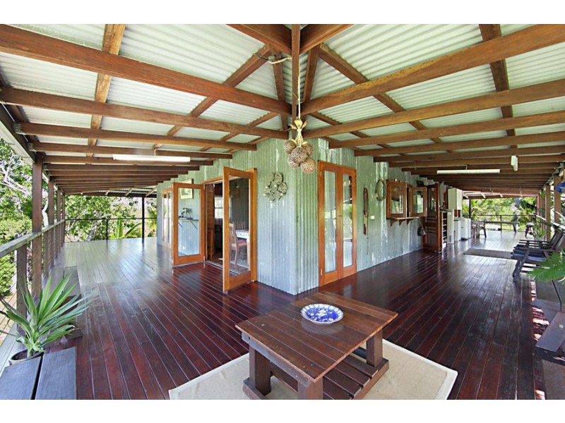 8 Hancock Road, Alligator Creek QLD 4816