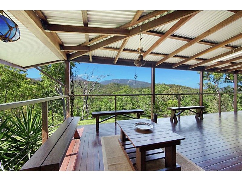 8 Hancock Road, Alligator Creek QLD 4816