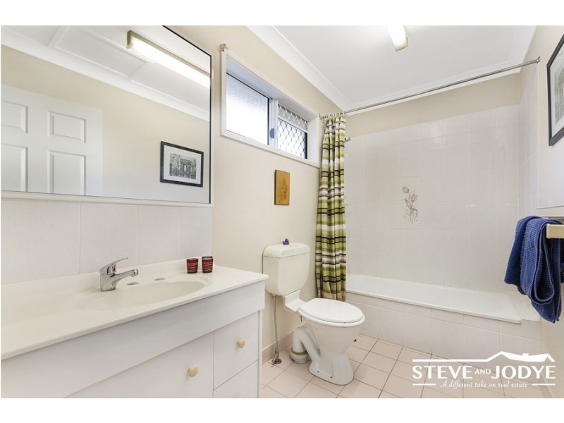 1/94 First Avenue, Railway Estate QLD 4810