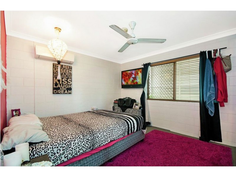 2 Hazel Street, Rasmussen QLD 4815