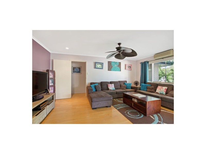 8 Banksia Street, Kirwan QLD 4817