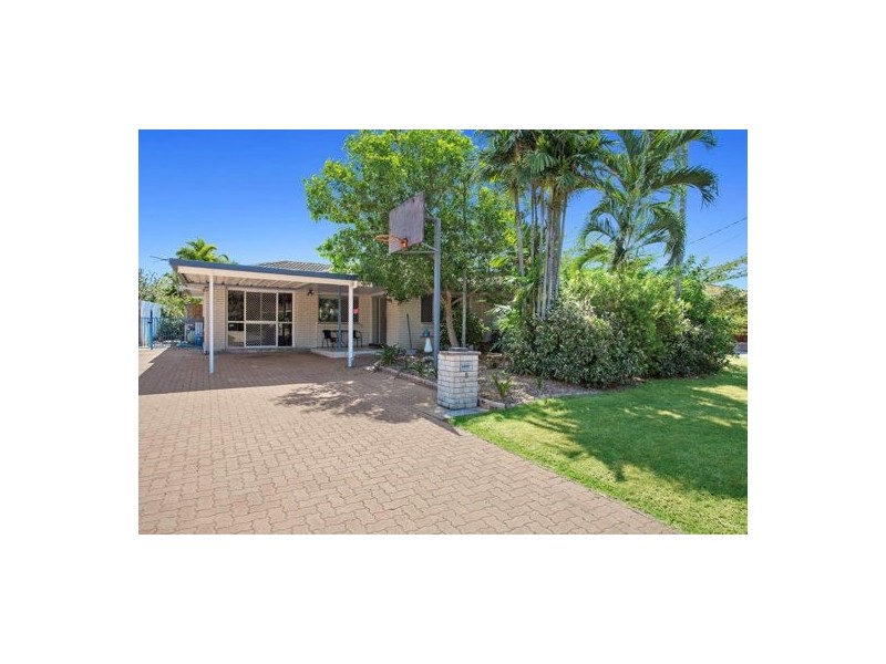 8 Banksia Street, Kirwan QLD 4817