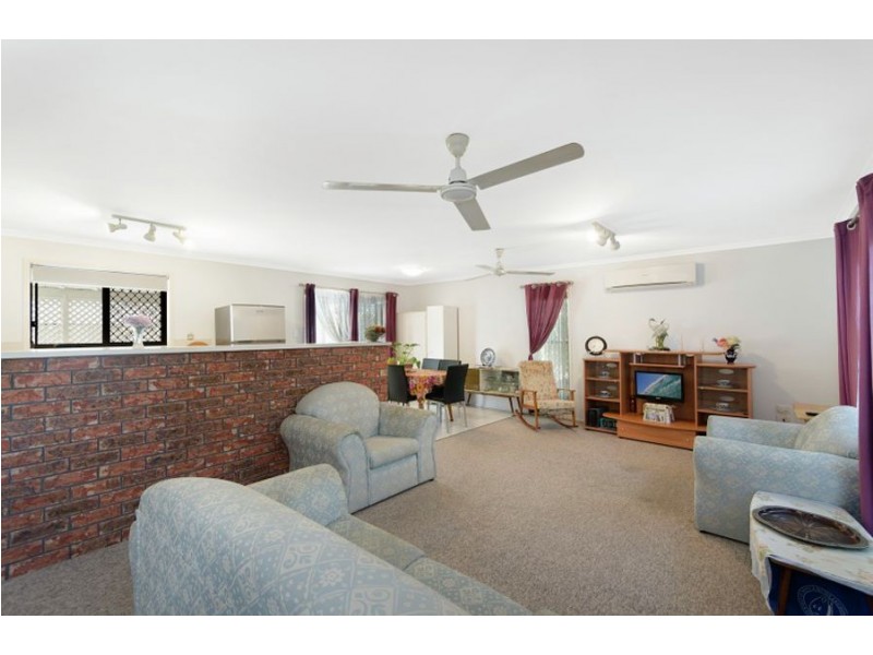 18 Leila Avenue, Rasmussen QLD 4815