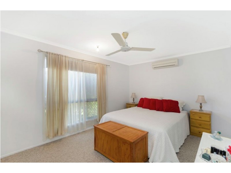 18 Leila Avenue, Rasmussen QLD 4815