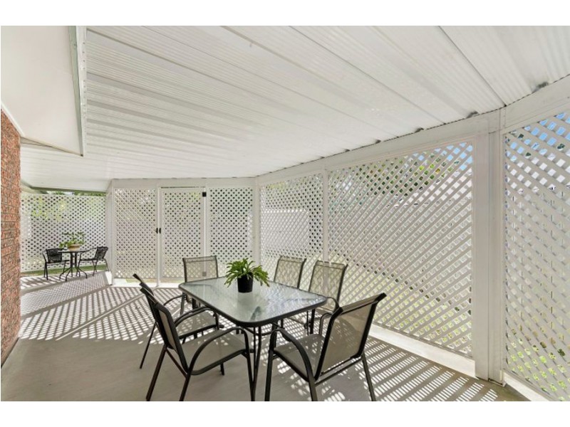 18 Leila Avenue, Rasmussen QLD 4815