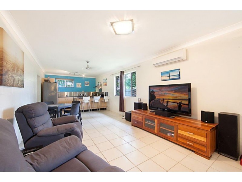 212 Pinnacle Drive, Rasmussen QLD 4815