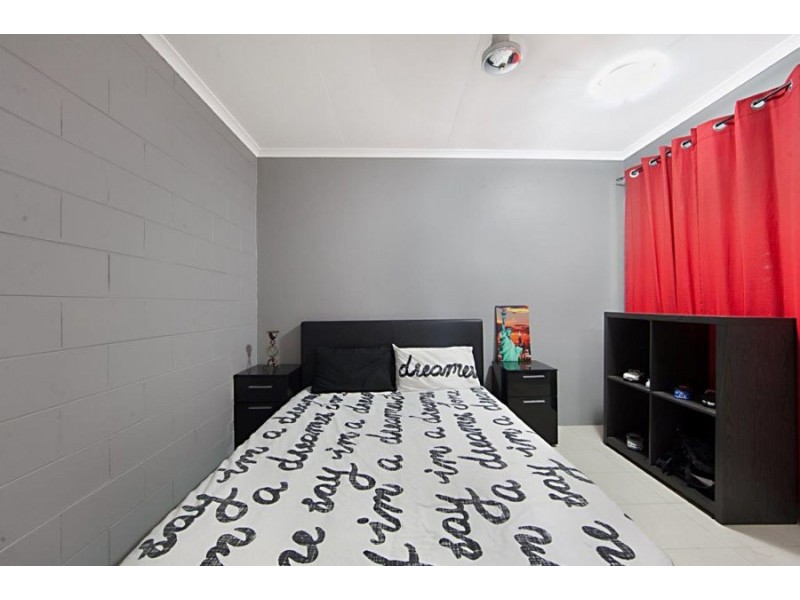 212 Pinnacle Drive, Rasmussen QLD 4815