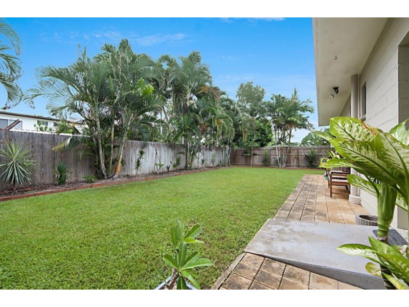 212 Pinnacle Drive, Rasmussen QLD 4815