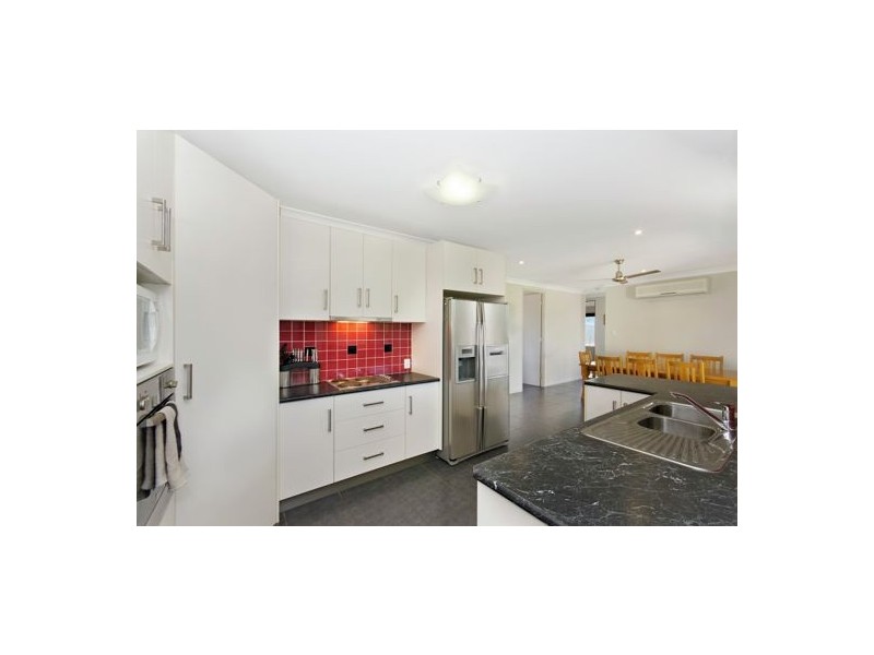 53 Blackview Avenue, Black River QLD 4818