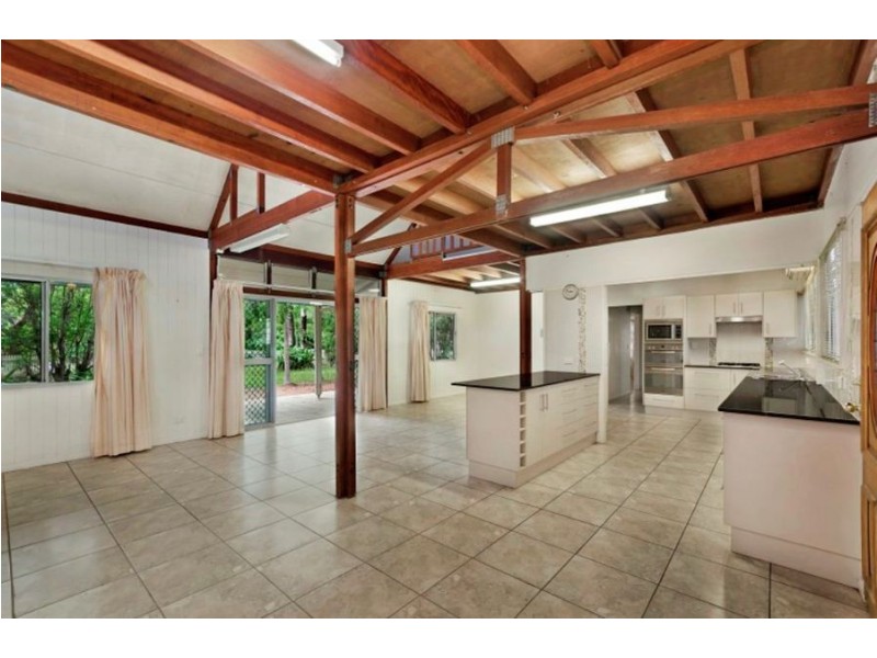 15 Balsam Street, Bushland Beach QLD 4818