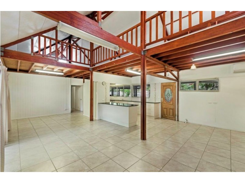 15 Balsam Street, Bushland Beach QLD 4818