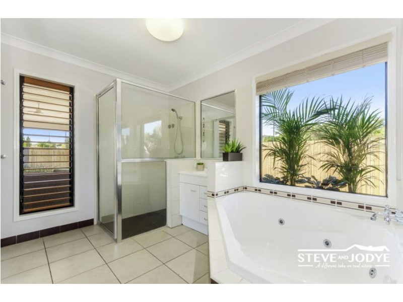 26 Lord Howe Promenade, Douglas QLD 4814