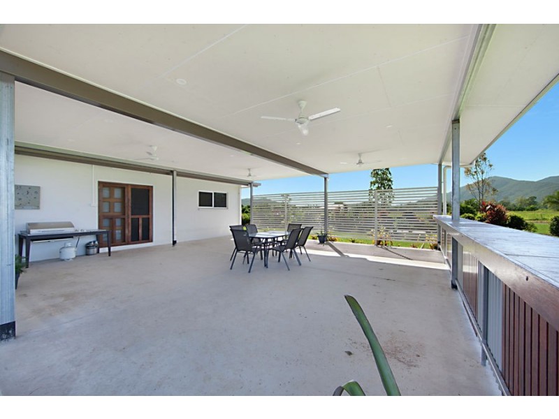 14-15 Ashman Court, Alligator Creek QLD 4816