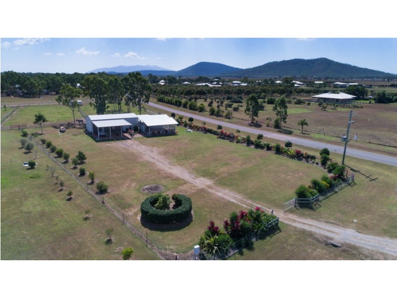 14-15 Ashman Court, Alligator Creek QLD 4816