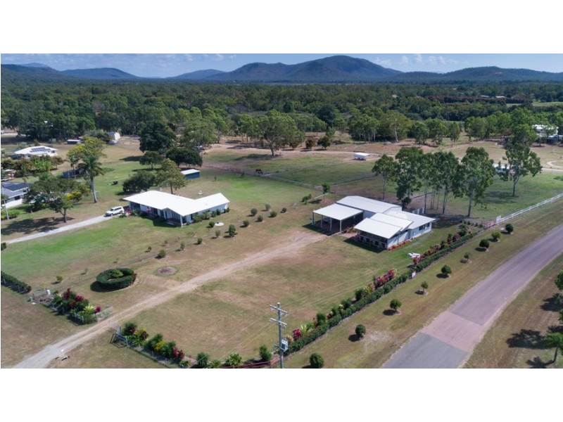 14-15 Ashman Court, Alligator Creek QLD 4816