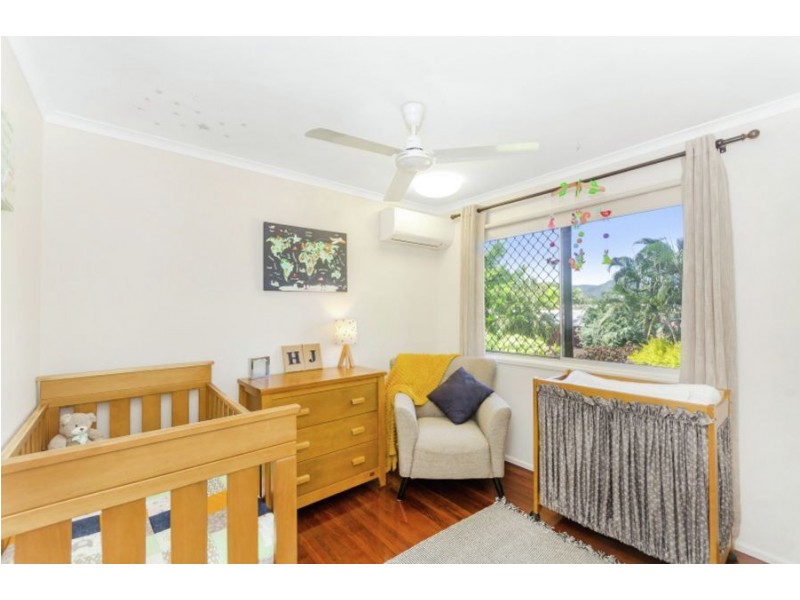 8 Bligh Street, Kirwan QLD 4817