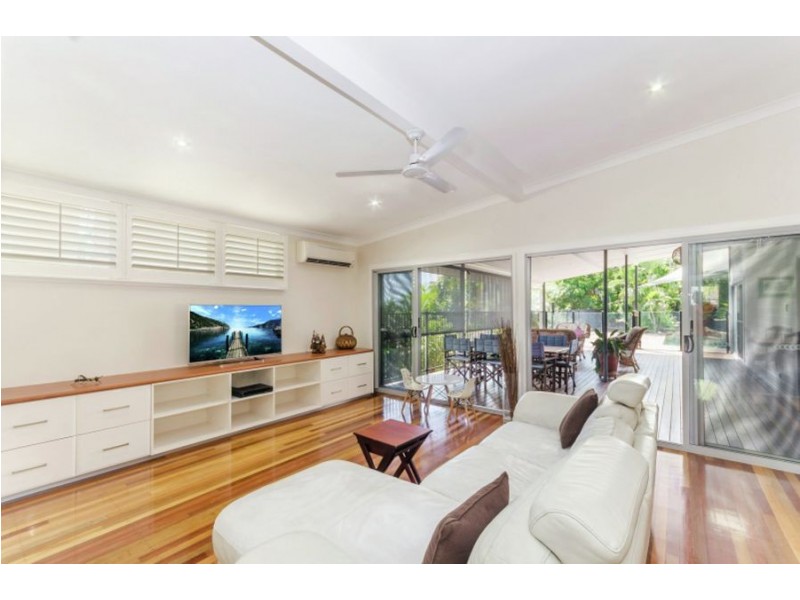 13 Stanton Terrace, North Ward QLD 4810