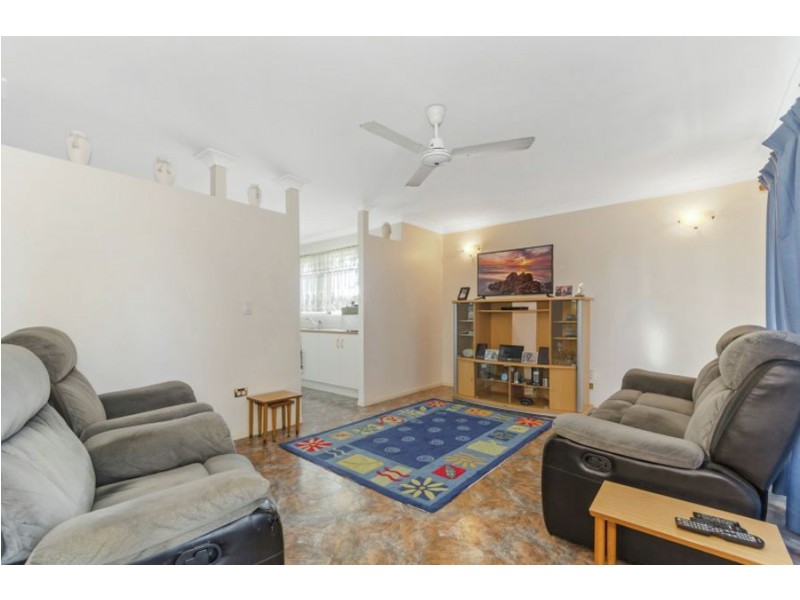 23 Riovista Way, Kirwan QLD 4817