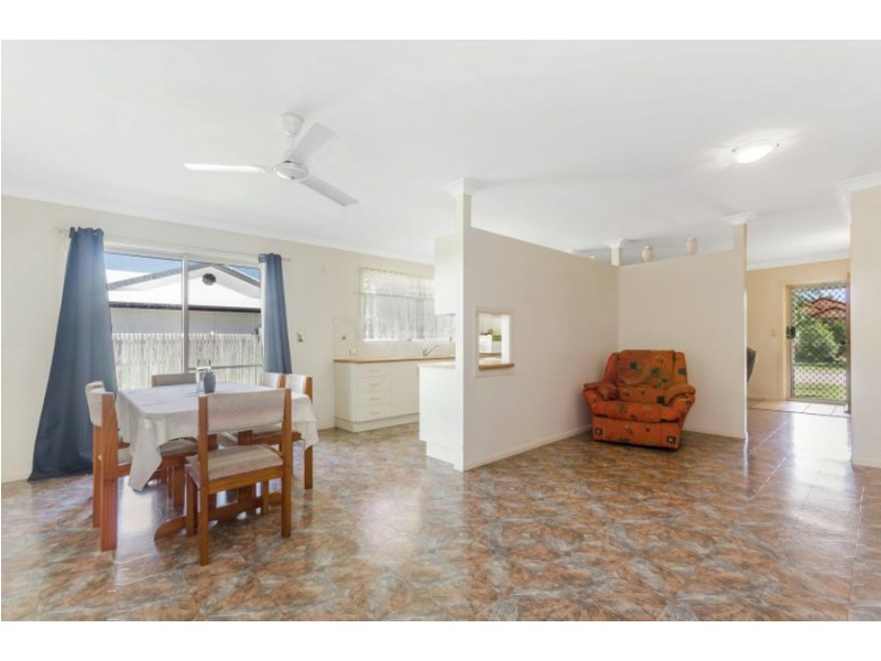 23 Riovista Way, Kirwan QLD 4817