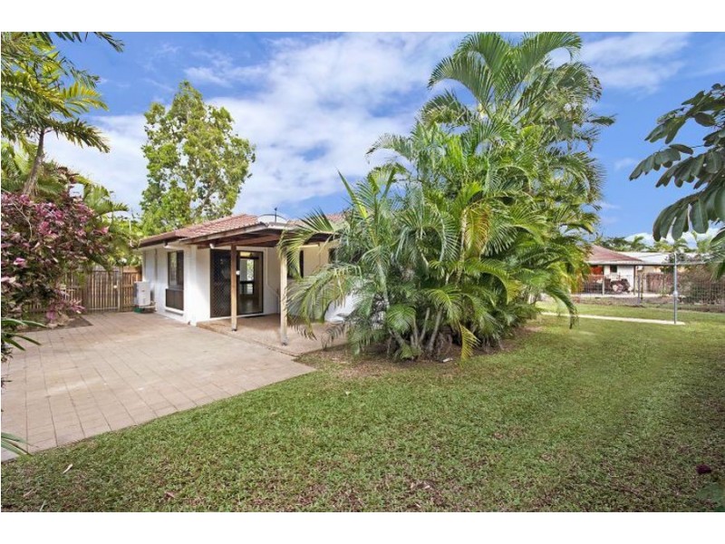 10 Richardson Street, Douglas QLD 4814