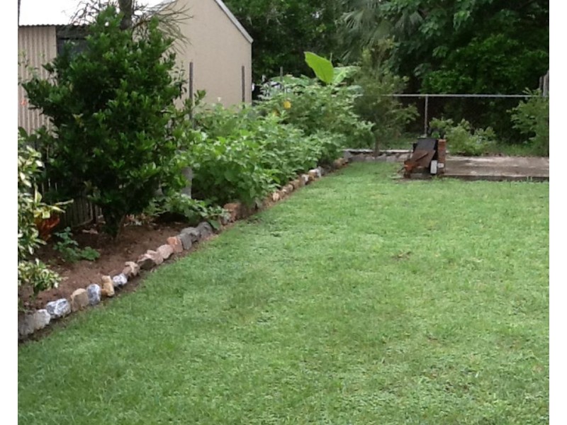 22 Ninth Avenue, Railway Estate QLD 4810