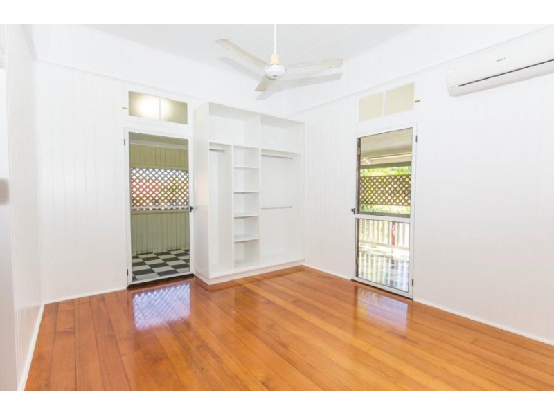 31 Ninth Avenue, Railway Estate QLD 4810