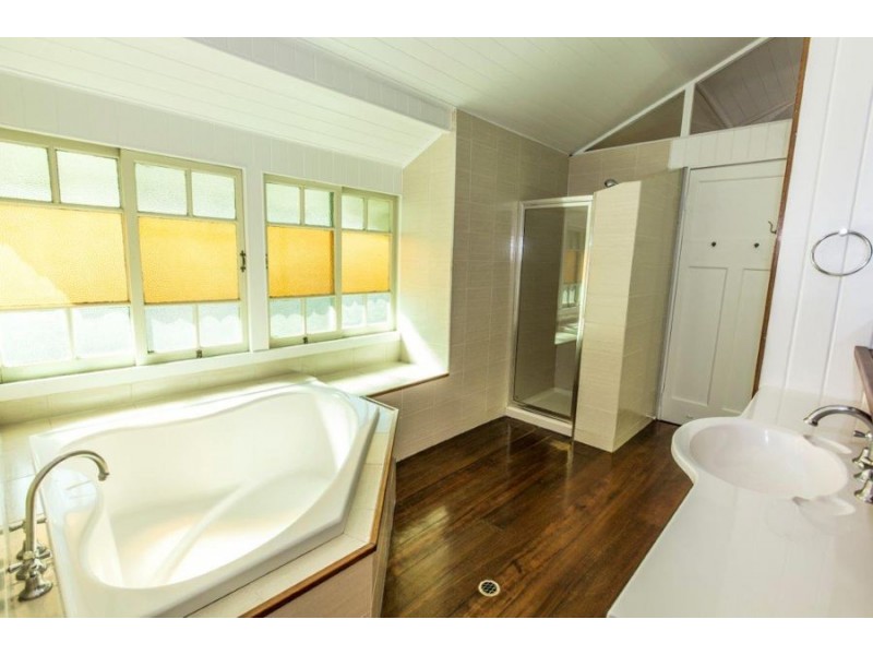 31 Ninth Avenue, Railway Estate QLD 4810