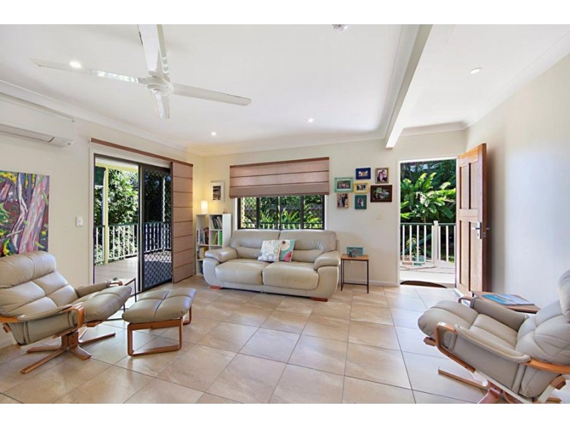 5 Woodlands Court, Belgian Gardens QLD 4810