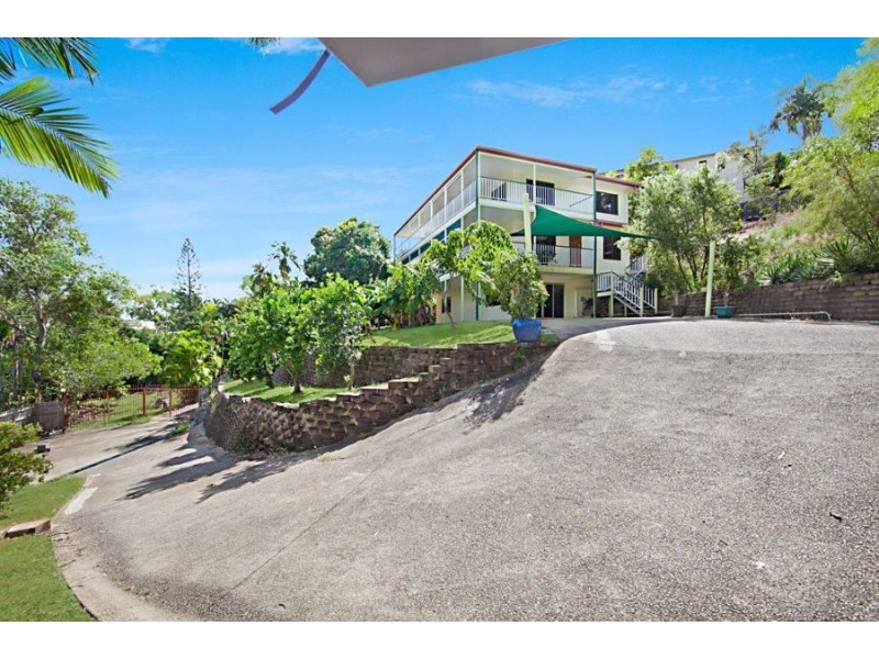 5 Woodlands Court, Belgian Gardens QLD 4810