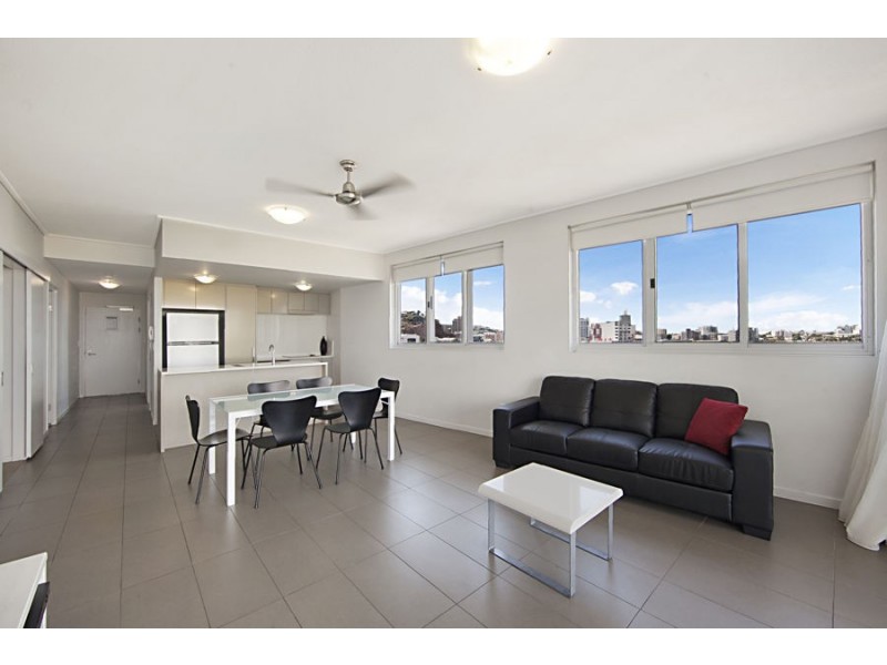 55/2-4 Kingsway Place, Townsville City QLD 4810