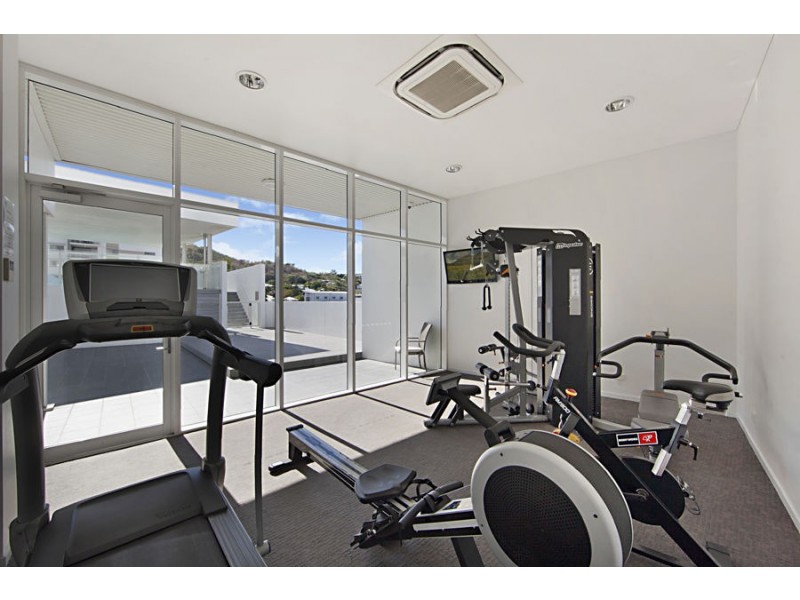 55/2-4 Kingsway Place, Townsville City QLD 4810