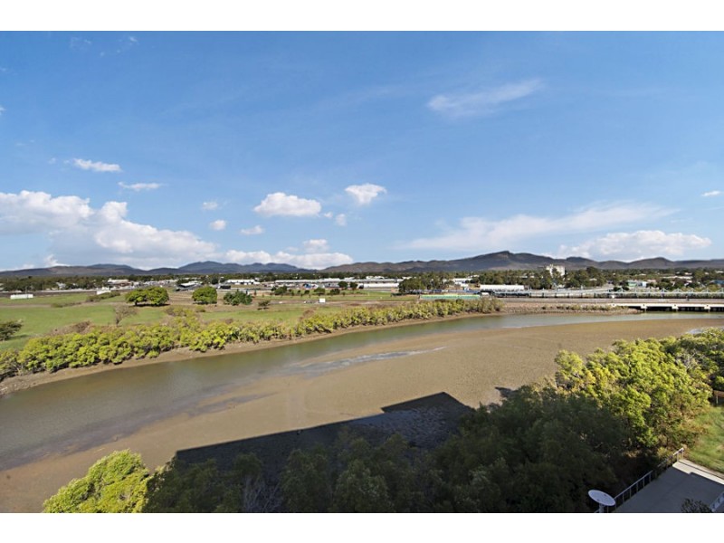 55/2-4 Kingsway Place, Townsville City QLD 4810