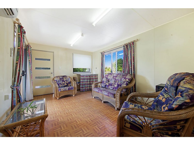 25 Rae Crescent, Nome QLD 4816