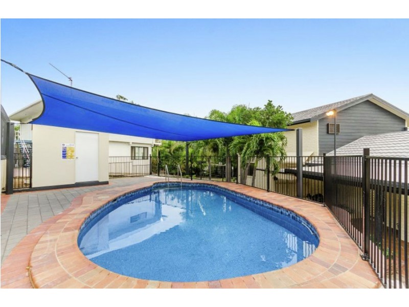 1 St James Drive, Belgian Gardens QLD 4810