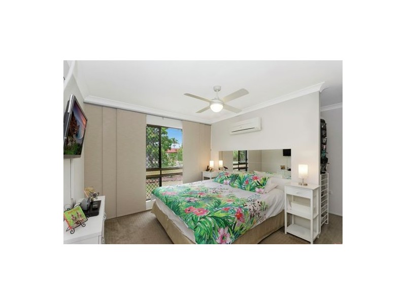 110 Whitsunday Drive, Kirwan QLD 4817