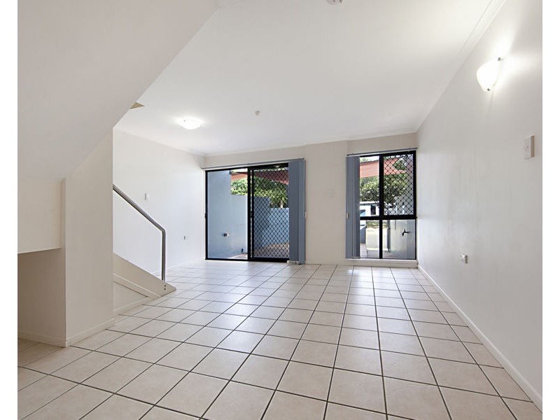 1/46 Alexandra Street, North Ward QLD 4810