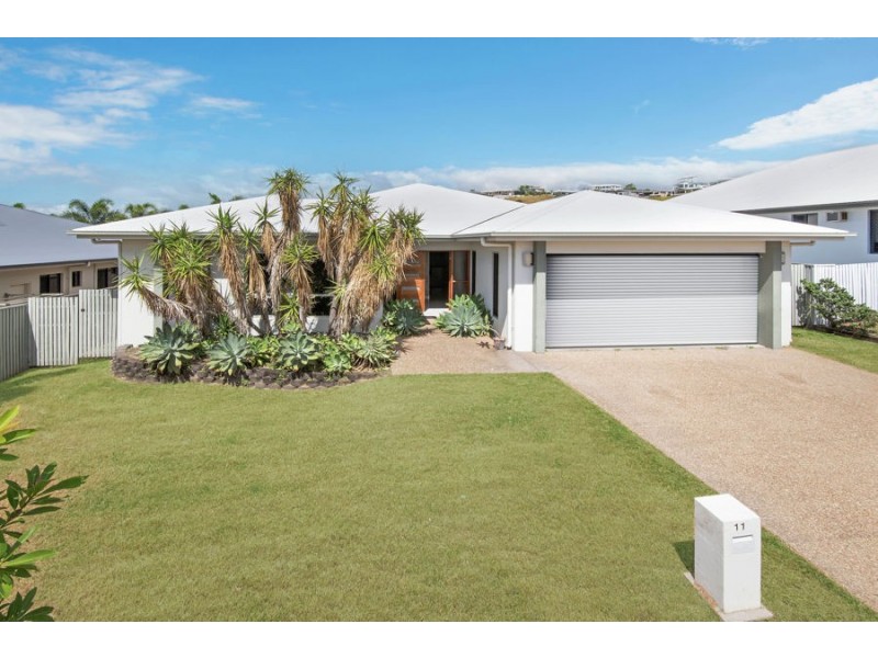 11 Keswick Street, Bushland Beach QLD 4818