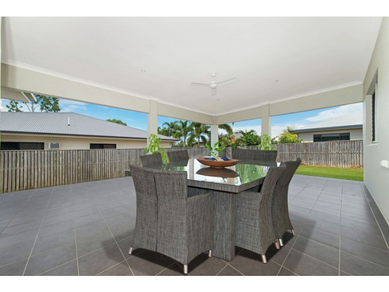 11 Keswick Street, Bushland Beach QLD 4818