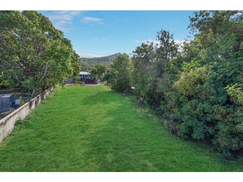 32 Mary Street, West End QLD 4810