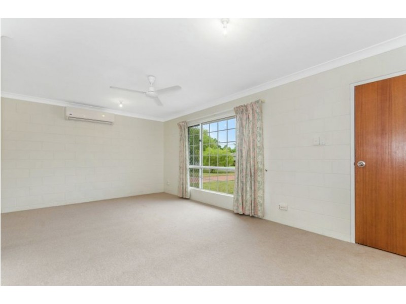 24 Mostyn Crescent, Bushland Beach QLD 4818