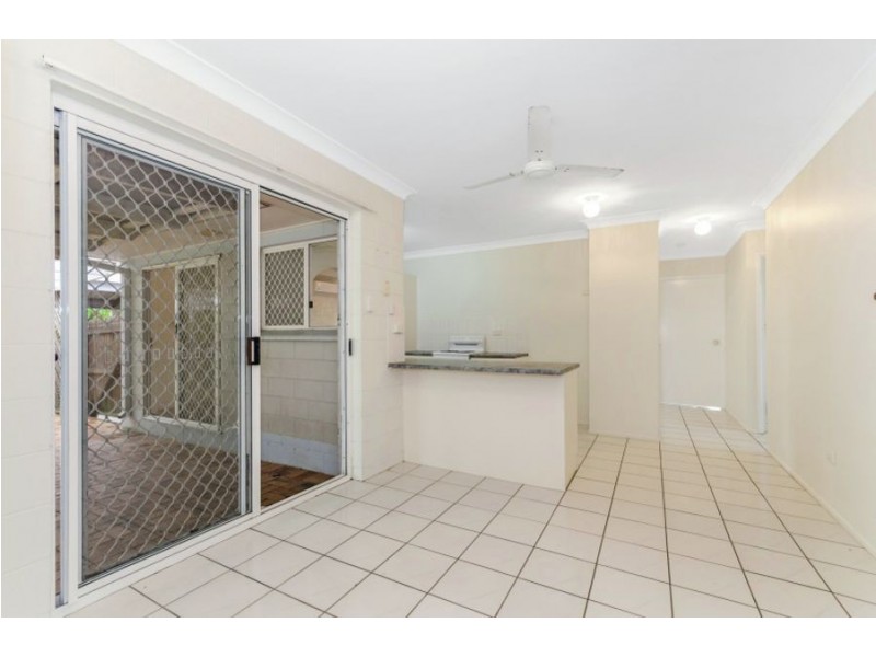 24 Mostyn Crescent, Bushland Beach QLD 4818