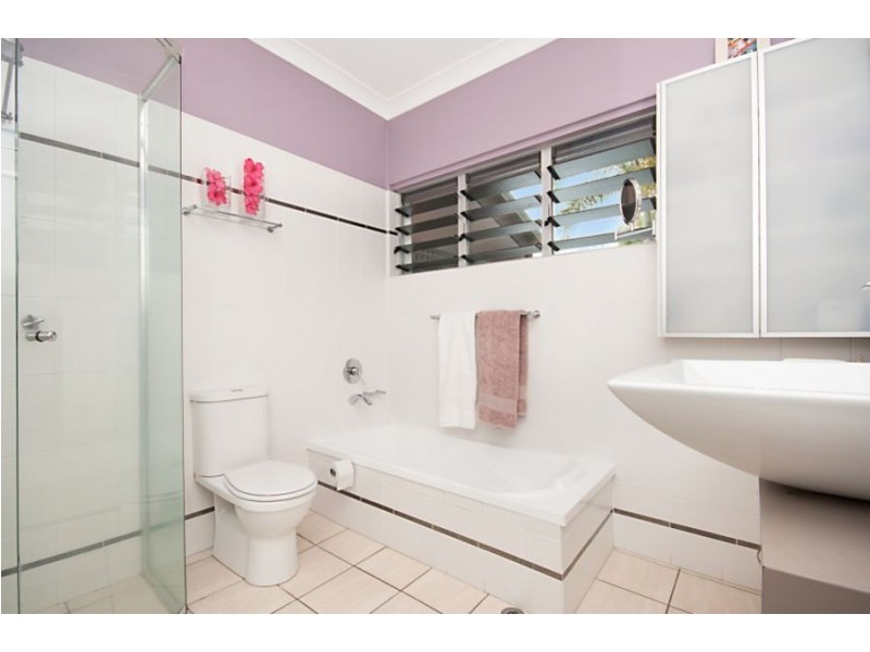 4 Edinburgh Court, Castle Hill QLD 4810