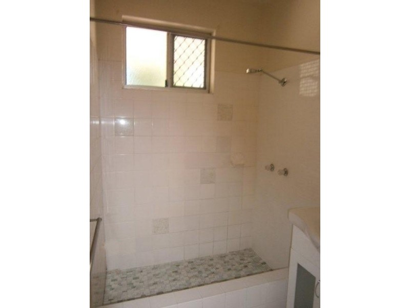 2/24 Ackers Street, Hermit Park QLD 4812