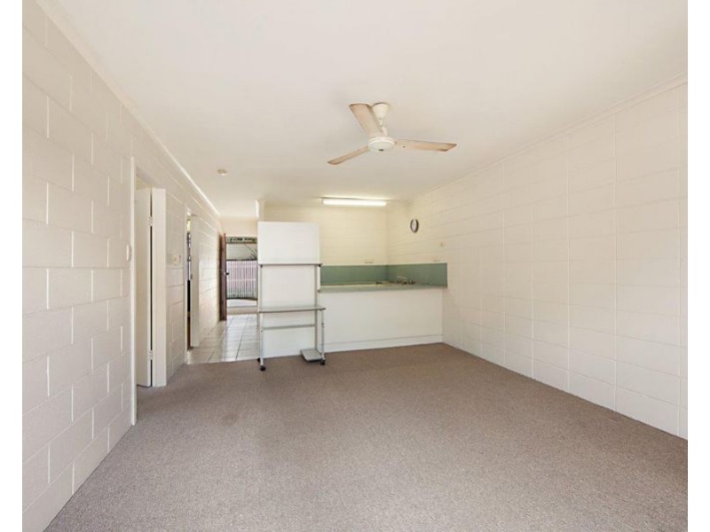 1/16 Primrose Street, North Ward QLD 4810