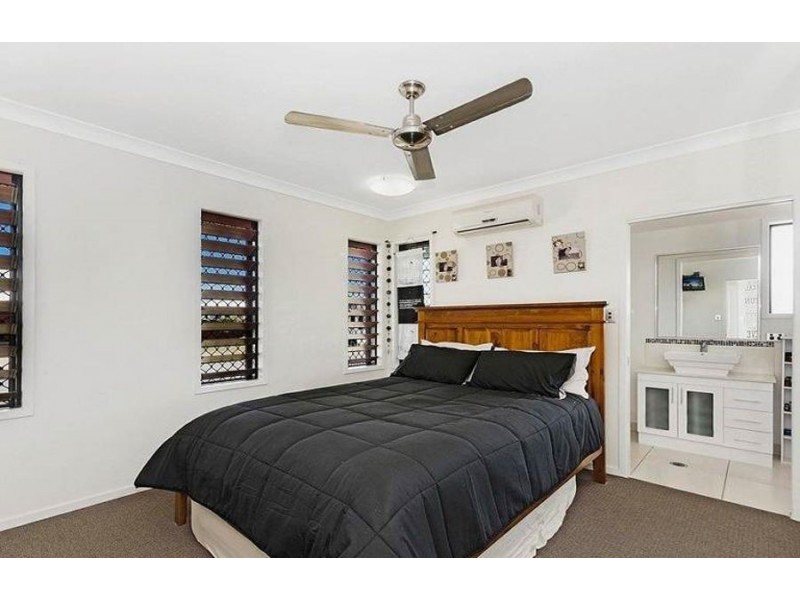 20 Browning Street, Mount Louisa QLD 4814