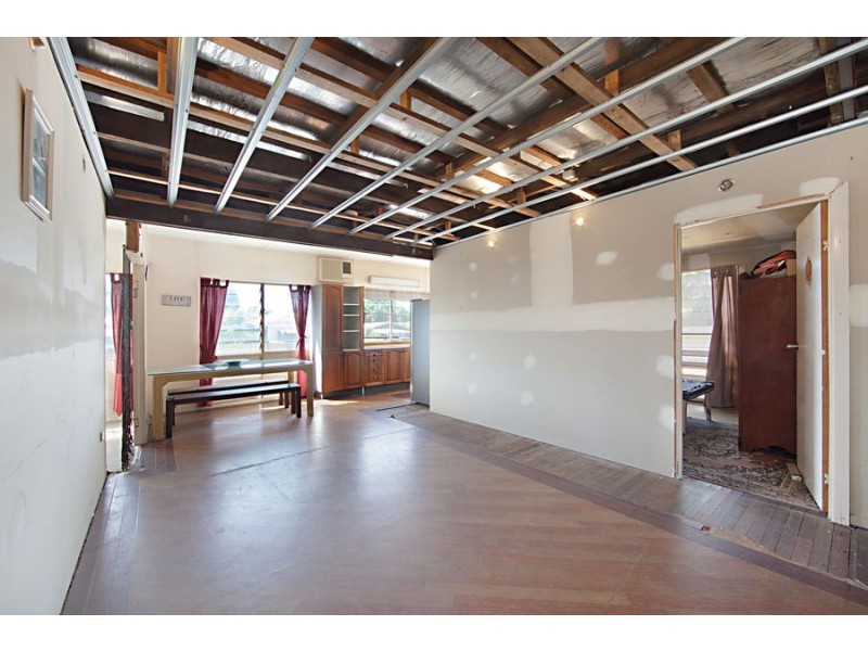 9 Coral Street, Saunders Beach QLD 4818