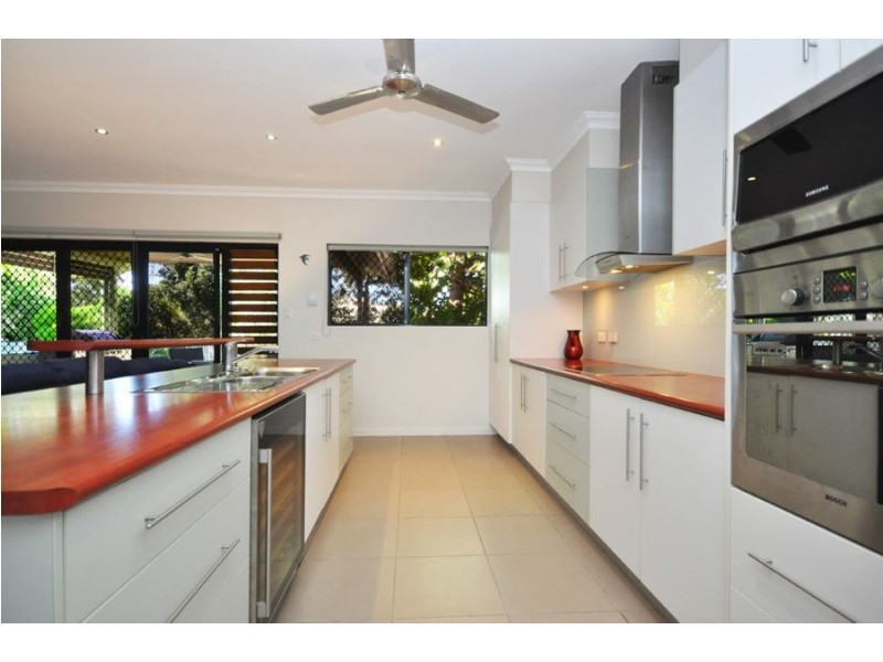 52 Woodwark Drive, Bushland Beach QLD 4818