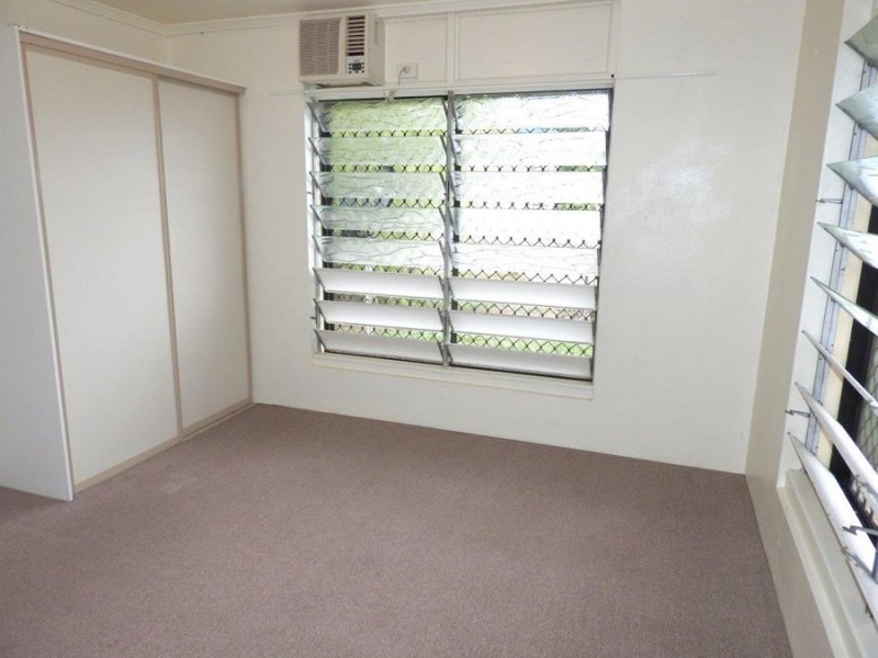 2/20 China Street, Mundingburra QLD 4812