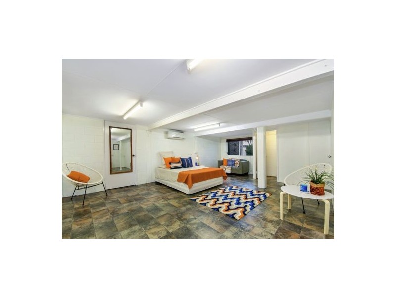 124 Albert Street, Cranbrook QLD 4814